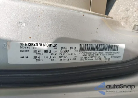 2009 Chrysler Town & Country Touring из США, поврежденный, VIN 2A8HR54199R675608